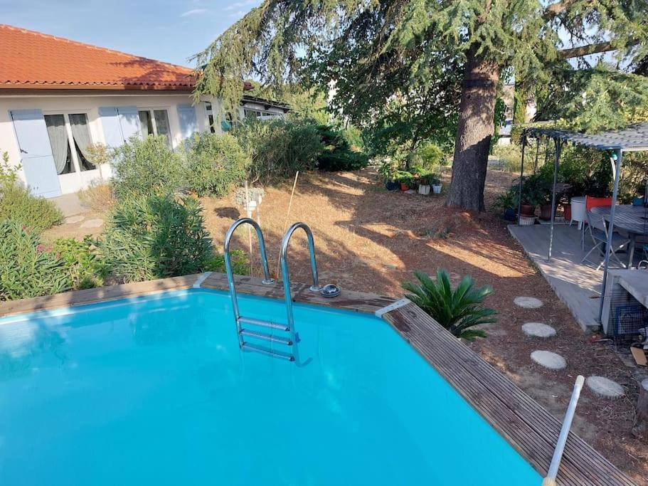 Villa De Charme Avec Piscine Saint-Jory Eksteriør bilde