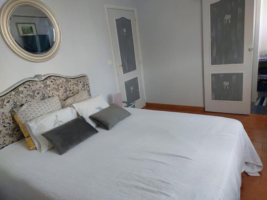 Villa De Charme Avec Piscine Saint-Jory Eksteriør bilde