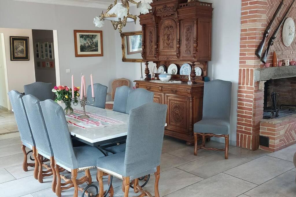 Villa De Charme Avec Piscine Saint-Jory Eksteriør bilde